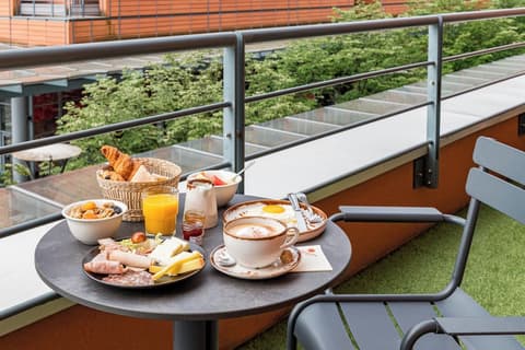 Crowne Plaza Lyon - Cité Internationale by IHG, Room