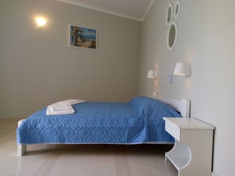 Avra Beach Hotel, Room
