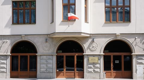 Hotel Kazimierz II, Front of property