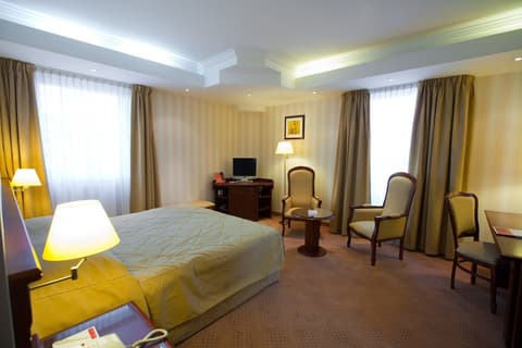 Ramada Hotel & Suites by Wyndham Bucharest North, Room