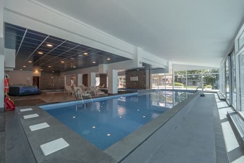 Hotel Montenegro Beach Resort, Indoor pool