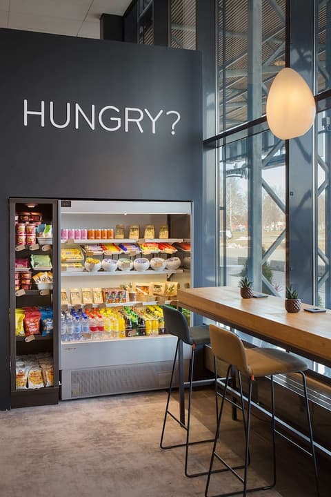 Park Inn by Radisson Oslo Airport Hotel West, Lobby