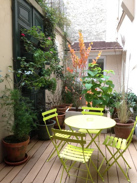 Hotel Niel, Courtyard view