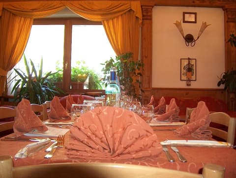 Hotel Beau Sejour, Restaurant