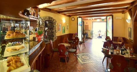 Hotel Beau Sejour, Dining