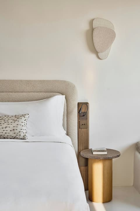 Mystique, a Luxury Collection Hotel, Santorini, Room