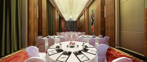 The Eton Hotel, Room