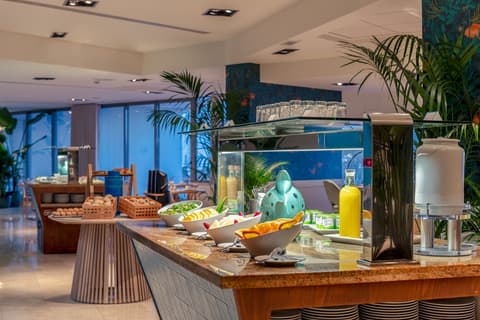 Sesimbra Oceanfront Hotel - Preferred Hotels and Resorts, Breakfast buffet