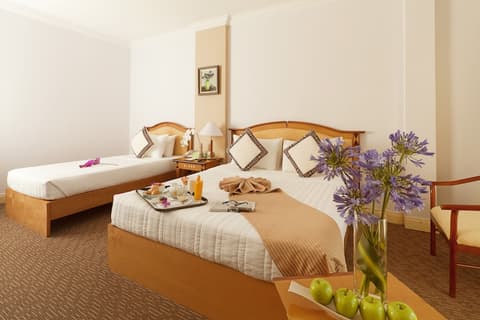 Liberty Hotel Saigon Parkview, Room