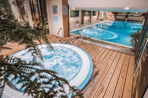 The Montenotte Hotel, Pool