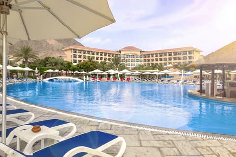 Fujairah Rotana Resort & Spa, Pool