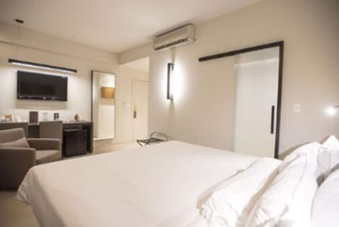 Royal Collection Savassi, Room