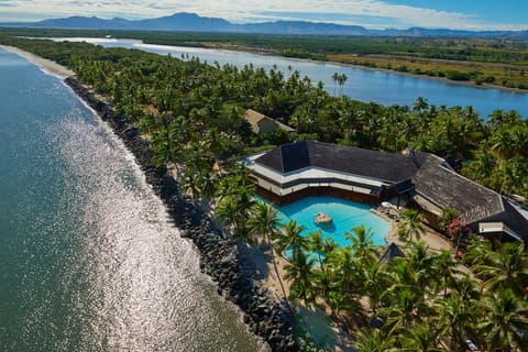 DoubleTree Resort by Hilton Hotel Fiji - Sonaisali Island, Exterior
