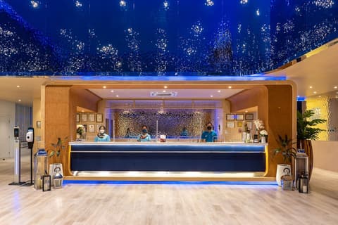 NH Boat Lagoon Phuket Resort, Reception