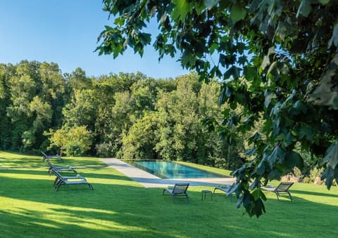Badia di Pomaio, Outdoor pool