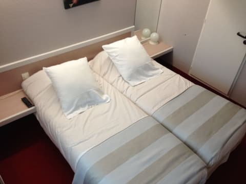 The Originals City, Hôtel Éden, Room