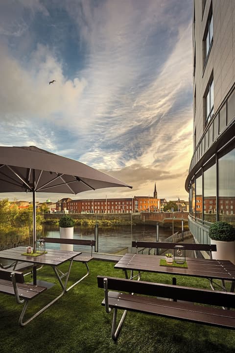 Absolute Hotel Limerick, Terrace/patio