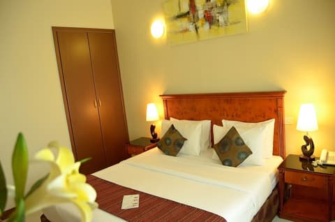 Nejoum Al Emarate, Room