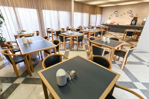 Hotel Forum, Breakfast area