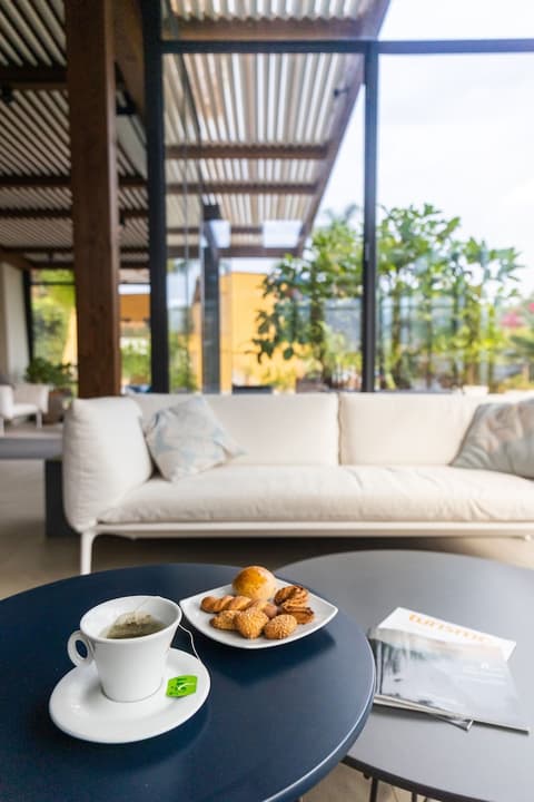 Magaggiari Hotel Resort, Lobby lounge