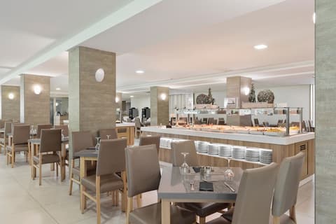 Hotel Best Los Angeles, Dining