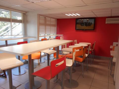 Première Classe Lyon Ouest - Tassin, Restaurant