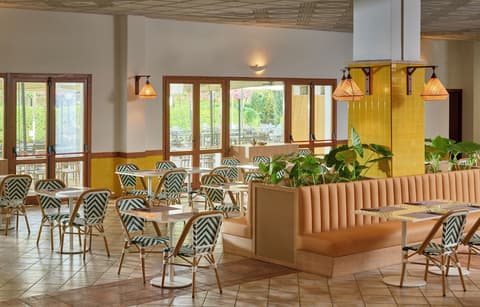 Serenè Resort, Restaurant