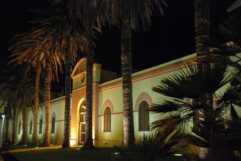 Mahara Hotel & Wellness, Front of property - evening/night