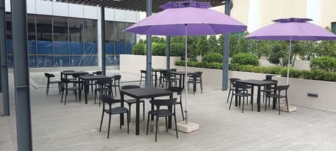 Summit Parkview, Living area