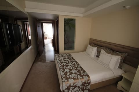 Hotel Grand Washington, Room