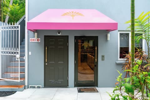 The Palms Resort, Reception