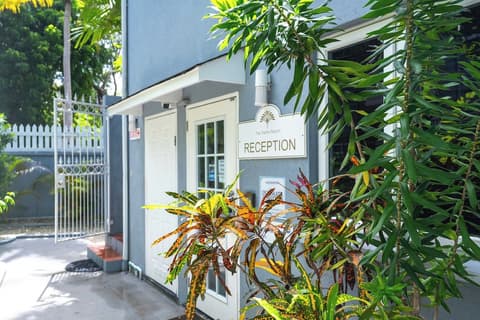 The Palms Resort, Reception