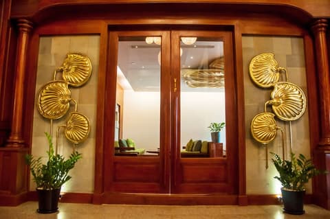 Borei Angkor Resort & Spa, Interior entrance