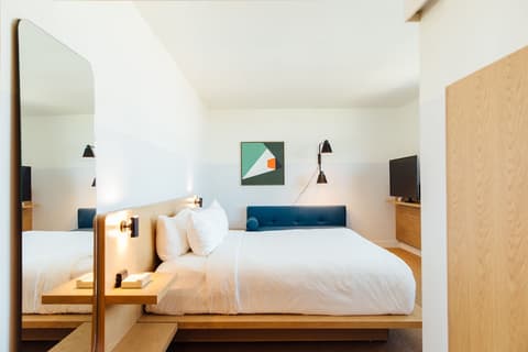 Hotel June West L.A., a Member of Design Hotels, Room