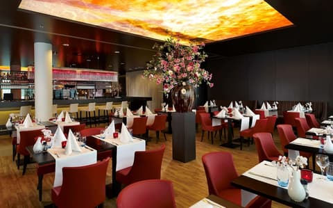 Park Plaza Amsterdam Airport, Restaurant