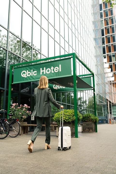 Qbic Hotel Amsterdam WTC, Front of property