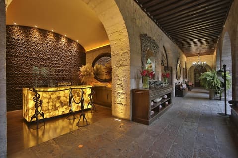 Hotel de la Soledad, Reception