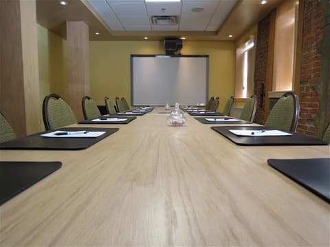 The Murray Premises Hotel, Meeting facility