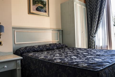 Hotel Garibaldi, Room