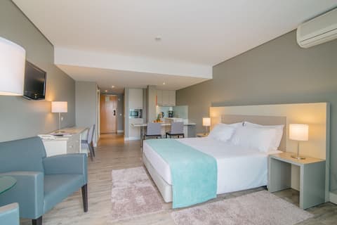 Aqualuz Lagos by The Editory, Room