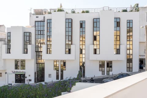 Hotel Colina do Mar, Front of property