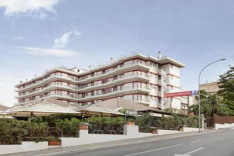 Aparthotel Adagio Rome Vatican, Front of property