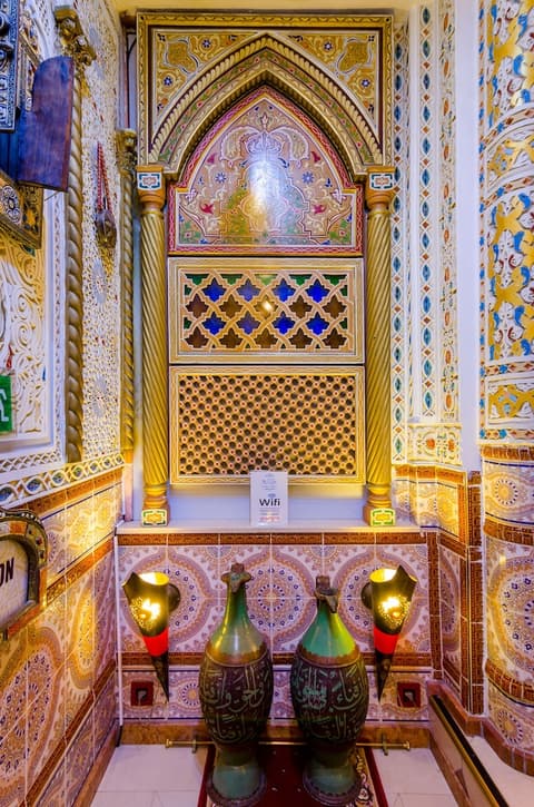 Hotel Mozart, Staircase