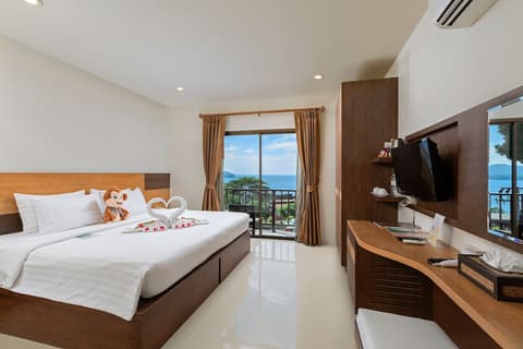 Secret Cliff Resort Phuket, Room