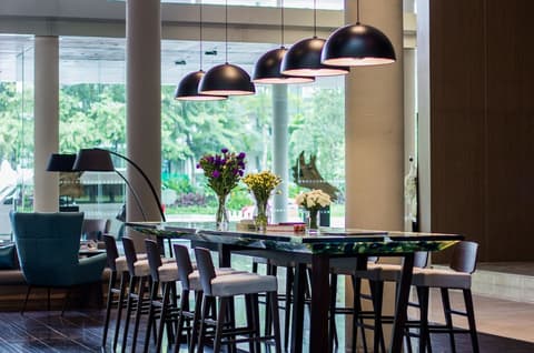 Pullman Bangkok King Power, Lobby sitting area