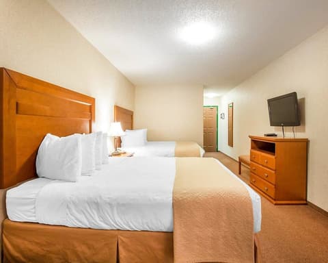 Quality Inn And Suites Lethbridge, Room