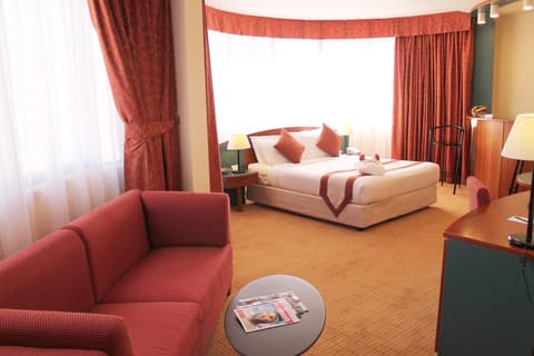 Al Diar Dana Hotel, Interior entrance