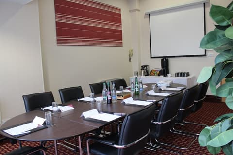 Antoinette Hotel Wimbledon, Meeting facility