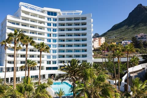 OCEANO Health Spa Hotel, Front of property