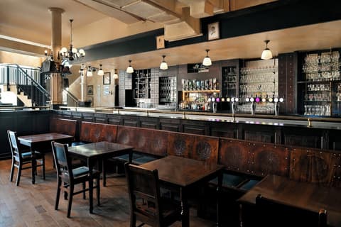 Crowne Plaza Festival City by IHG, Restaurant